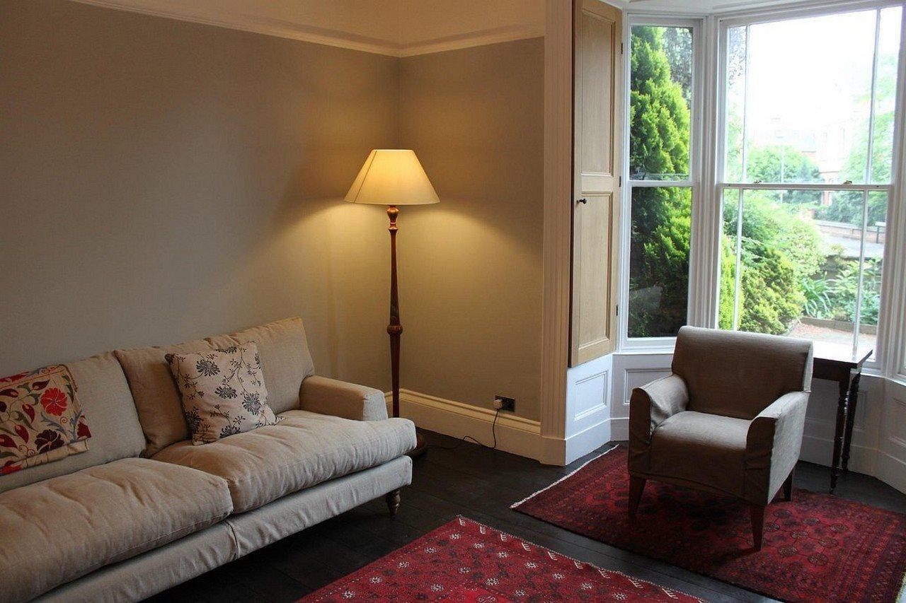 เดอะ ไลออนส์ Bed & Breakfast Newark-on-Trent  ภายนอก รูปภาพ