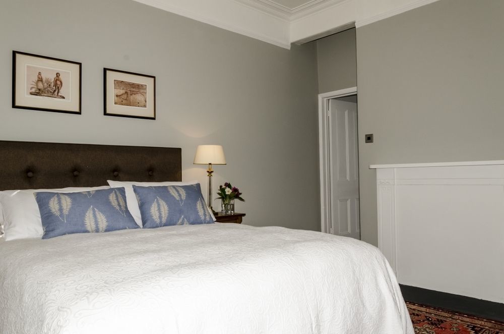 เดอะ ไลออนส์ Bed & Breakfast Newark-on-Trent  ภายนอก รูปภาพ
